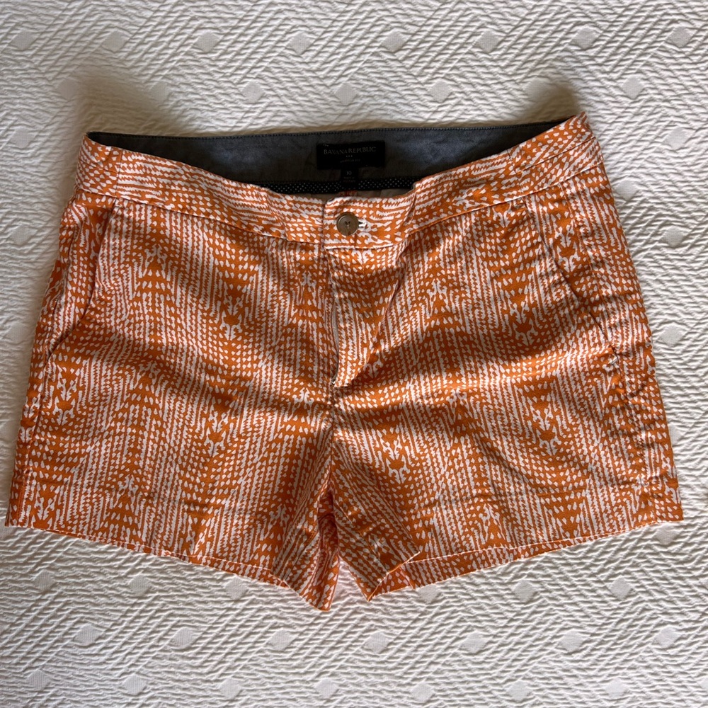 Banana Republic Hampton Fit size 10 Women’s orange shorts